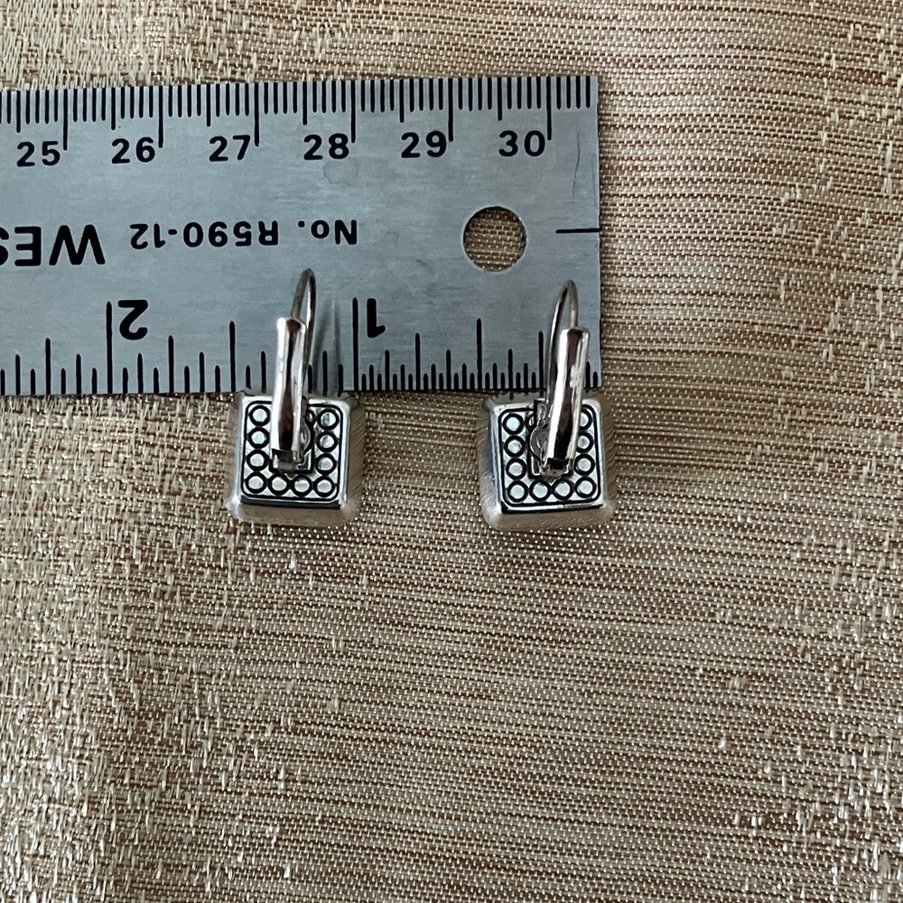 Elegant Silver Tone and Periwinkle Square Earrings - Picture 4 of 6